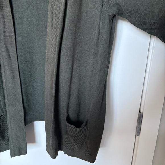 Blue Sky Bamboo/Cotton Dark Green Cardigan | Size 1X - Picture 6 of 7